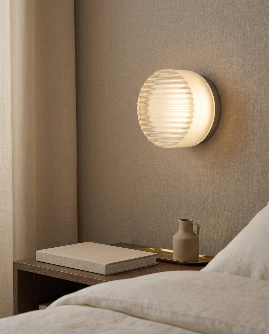 Rund Glasvæglampe – Riflet LED-belysning