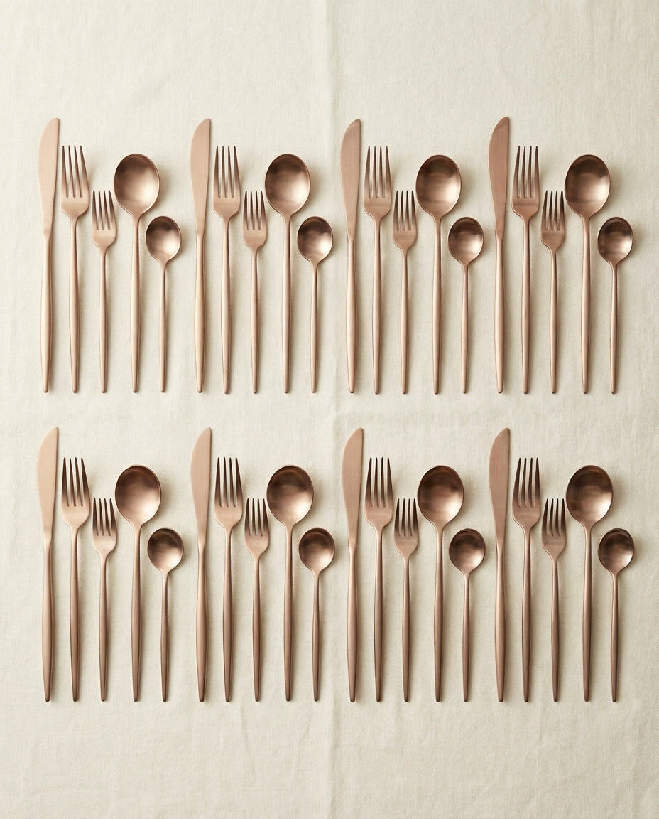 Minimalistisk Bestik – Matteret Bestik til 4–16 Personer