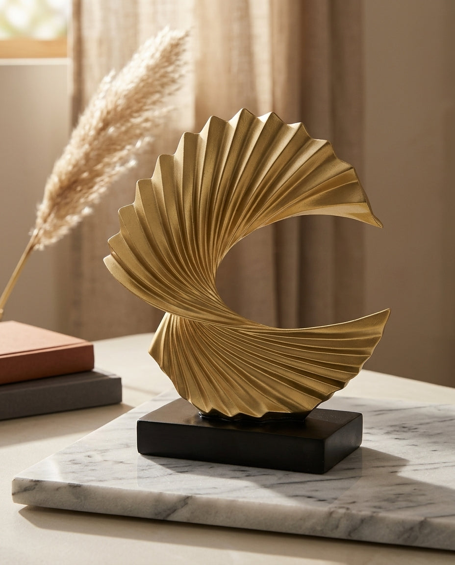 Halvmåneskulptur | Elegant bolig- og kontordekoration