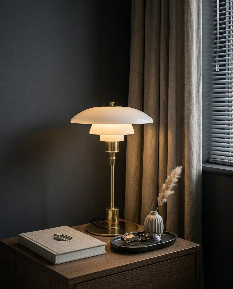 LED-bordlampe – Skandinavisk design | Jern & glas