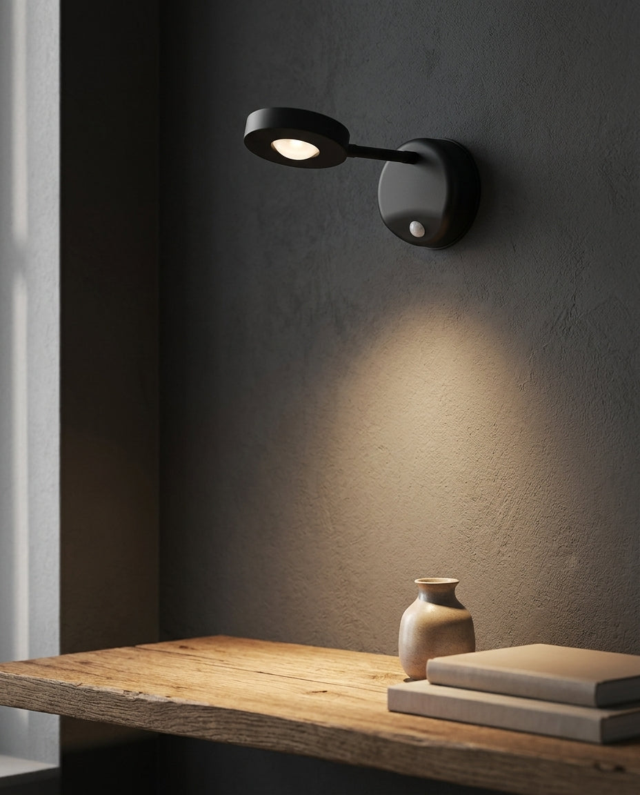 Trådløs LED-spotlight med bevægelsessensor | LumaSwivel 360
